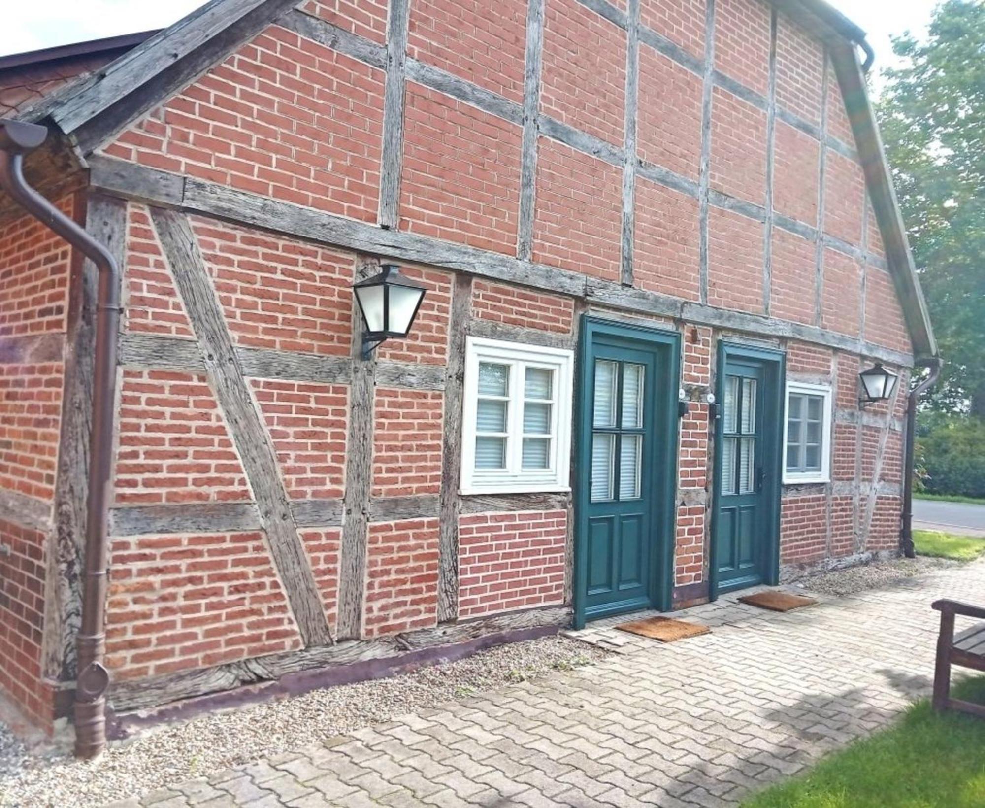 Luedersburger Strasse 15B Appartement Buitenkant foto